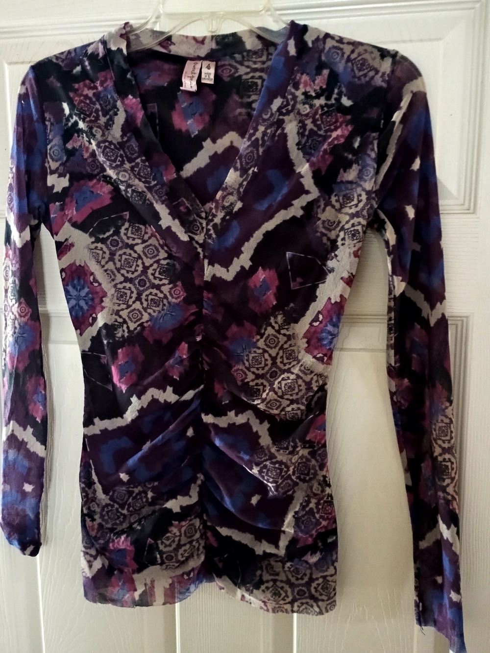 Women's Purple Patterned V-Neck Long Sleeve Top